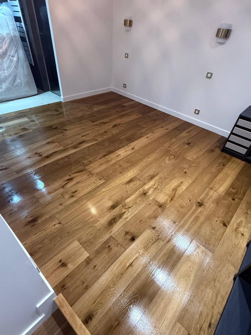 Parquet contrecollé en chêne rustique